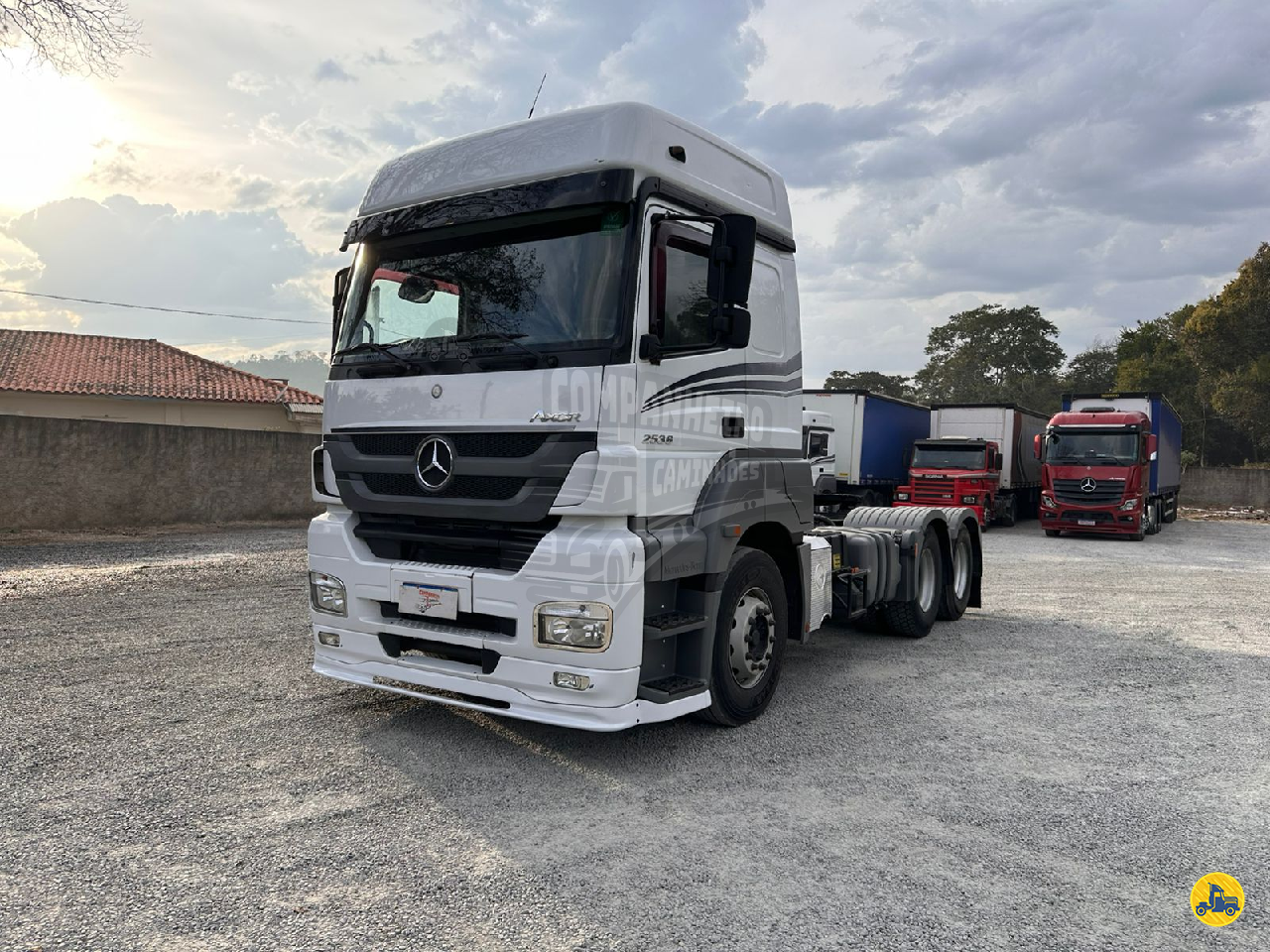 CAMINHAO MERCEDES-BENZ MB 2536 Cavalo Mecânico Cavalo 6x2 Companheiro Caminhões AMPARO SÃO PAULO SP
